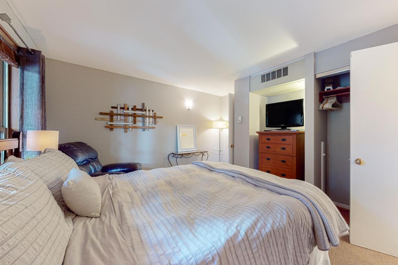 Seventh Mountain Villa Bend Bagian luar foto